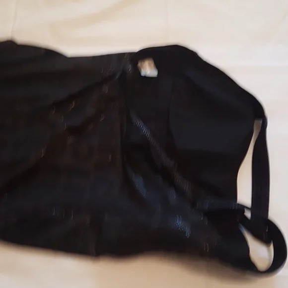 Swimsuit - Picture 8 of 9